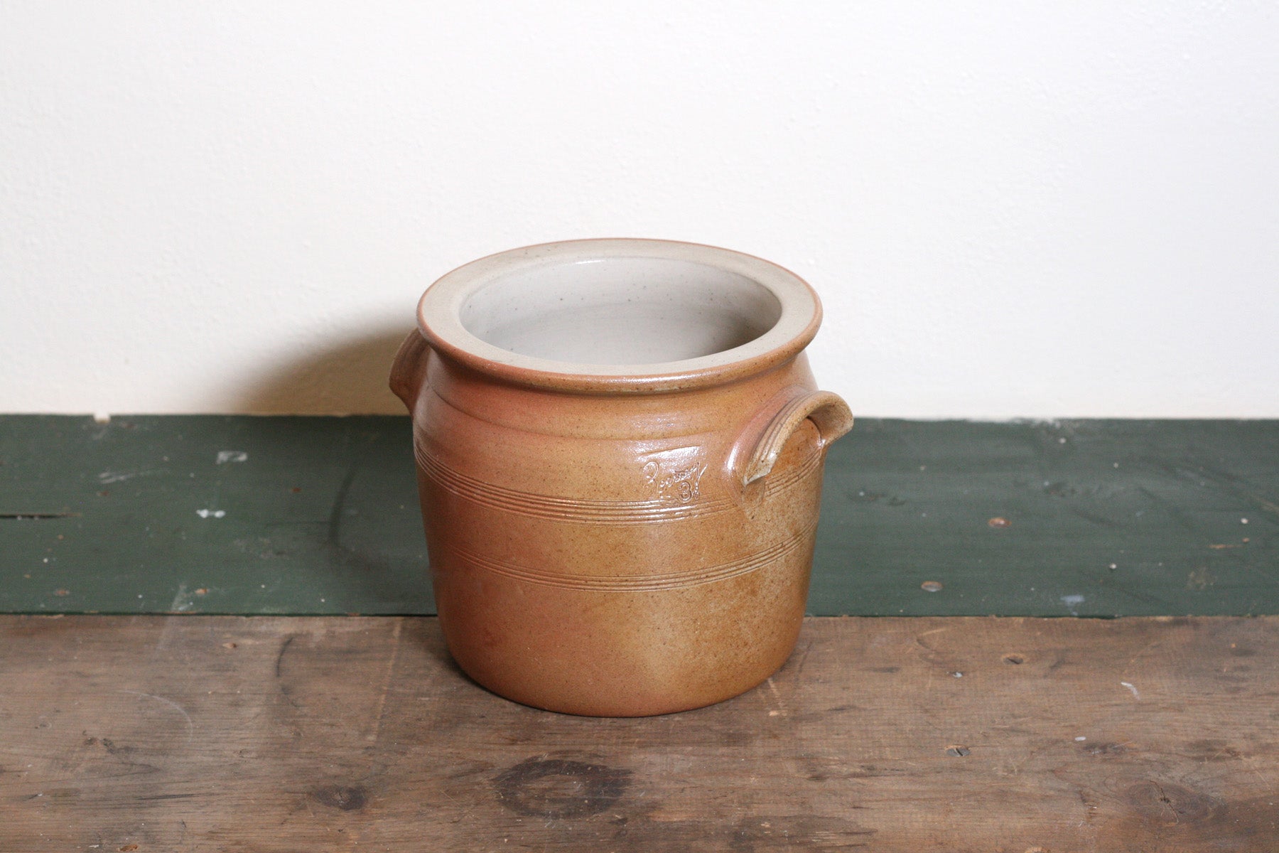 Vintage French Stoneware Crock, 2.5 Liter