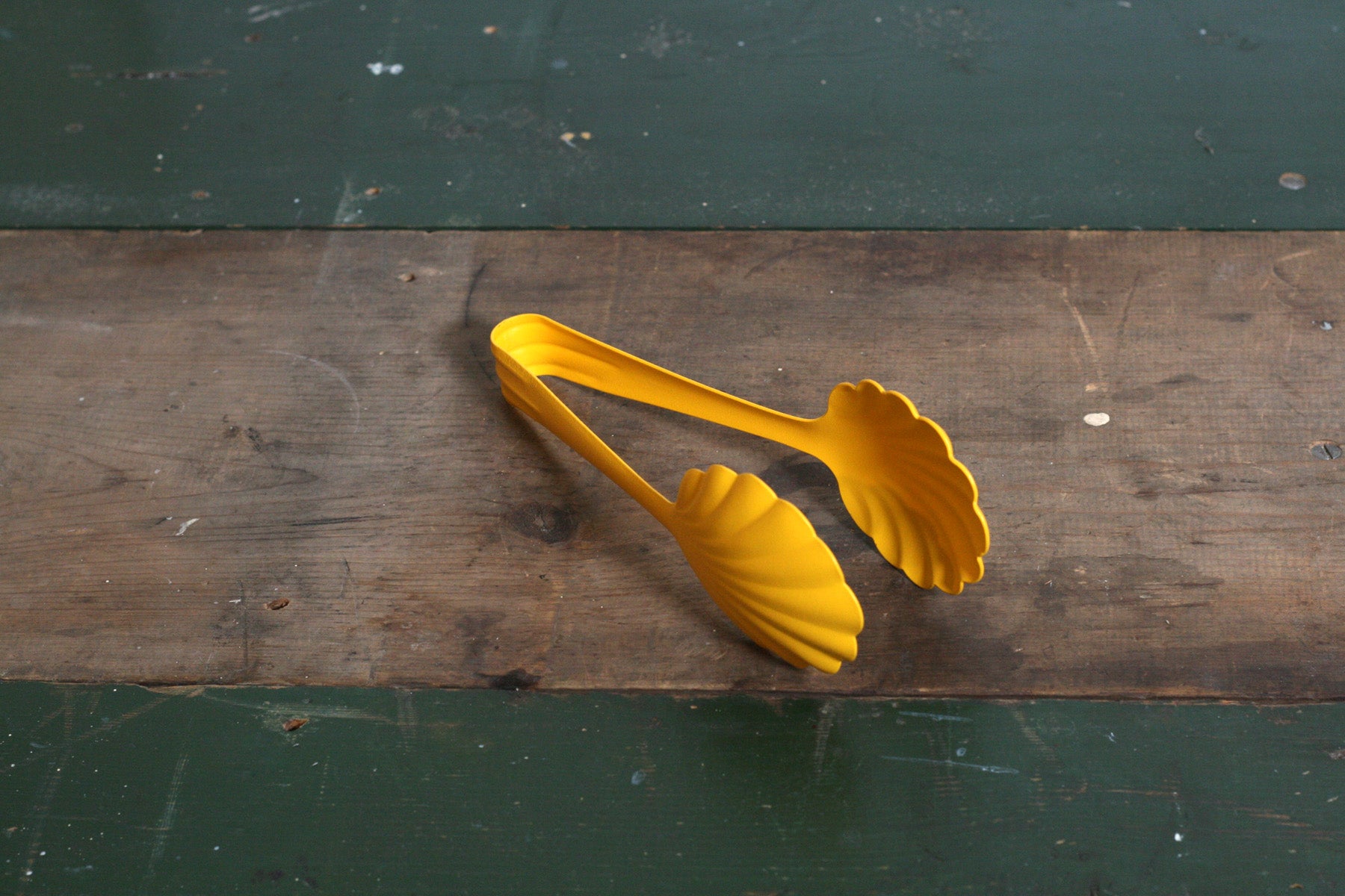 Pressed Serving Tongs