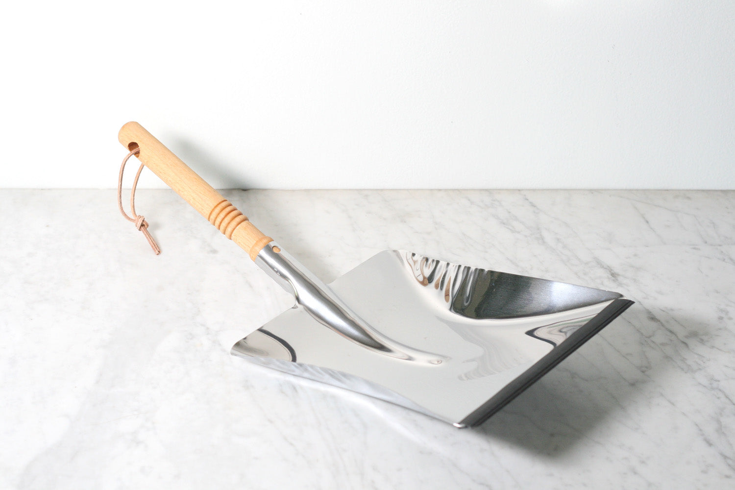 Zinc Coated Dustpan - Thumbnail 5