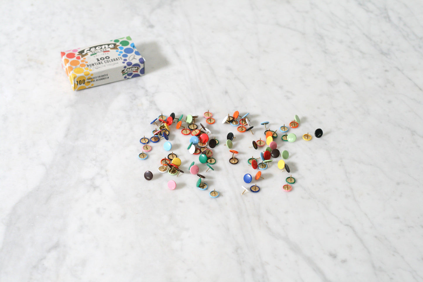 Giuseppe dell'Era Multicolor Pushpins