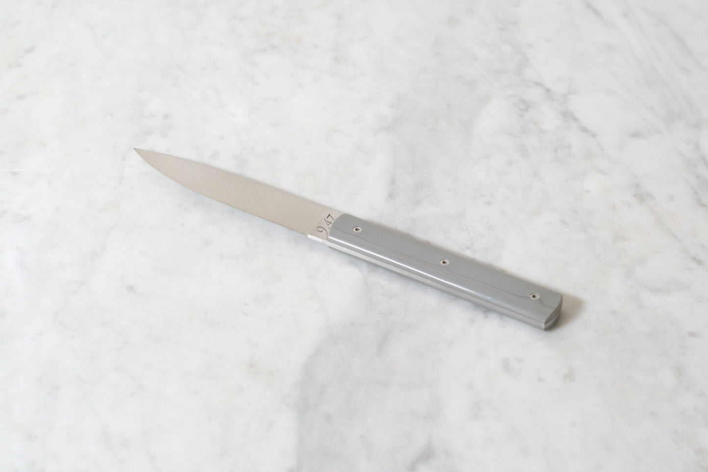 Perceval 9.47 Table Knife Gris Souris