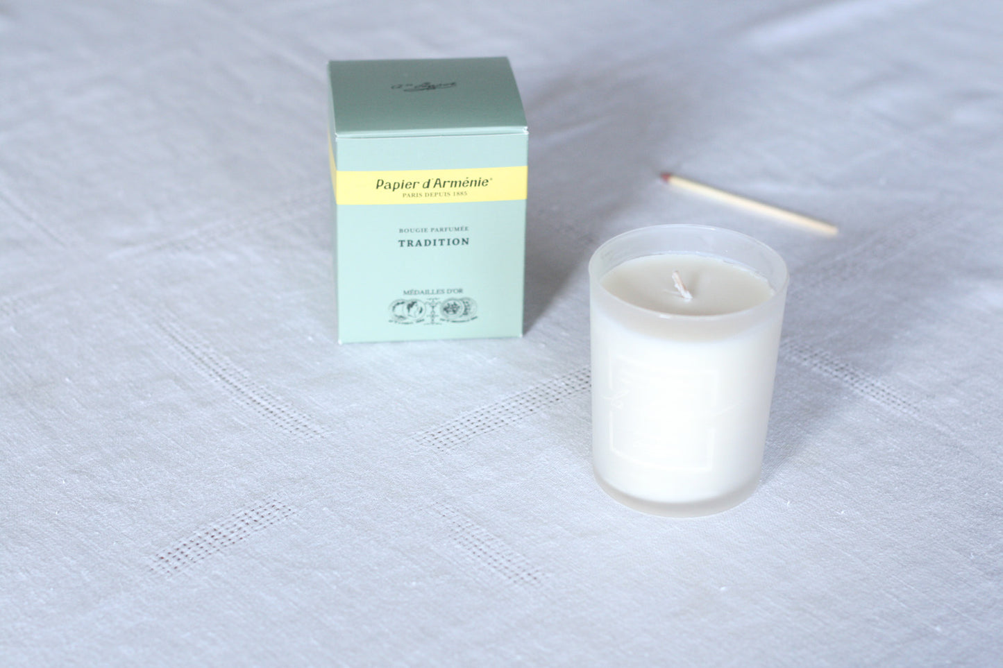 Papier d' Armenie Tradition Candle